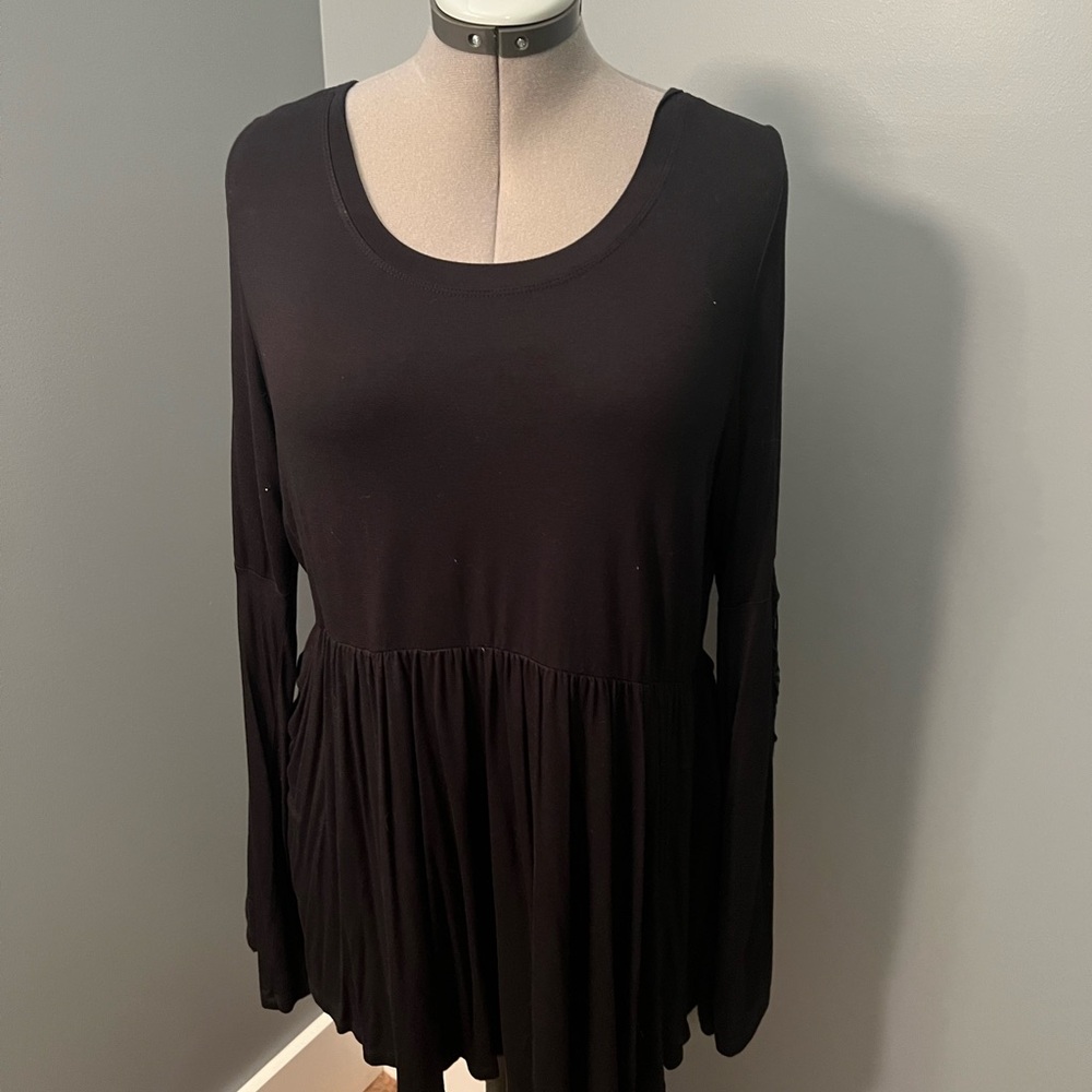 Torrid Black Pleated Tunic with Relaxed Fit